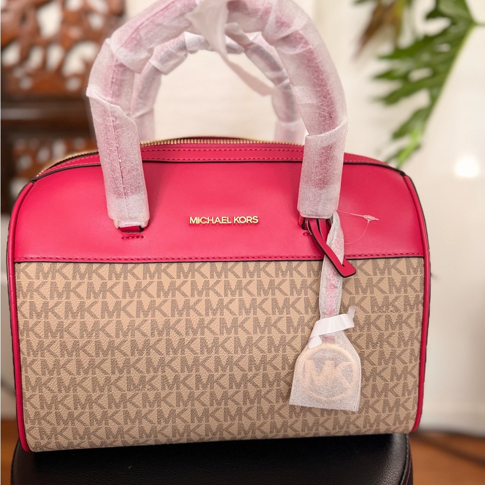 Michael Kors Jet Set Travel Medium Duffle Satchel Carmine Pink -NWT